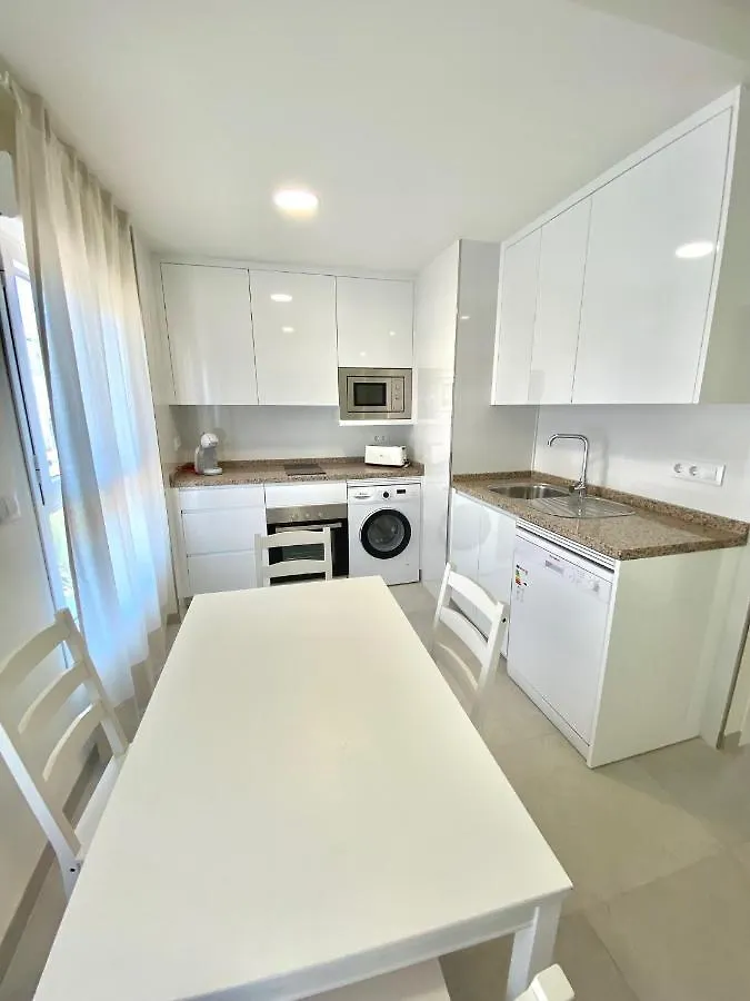 Apartamentos Turísticos Victoria Almuñécar